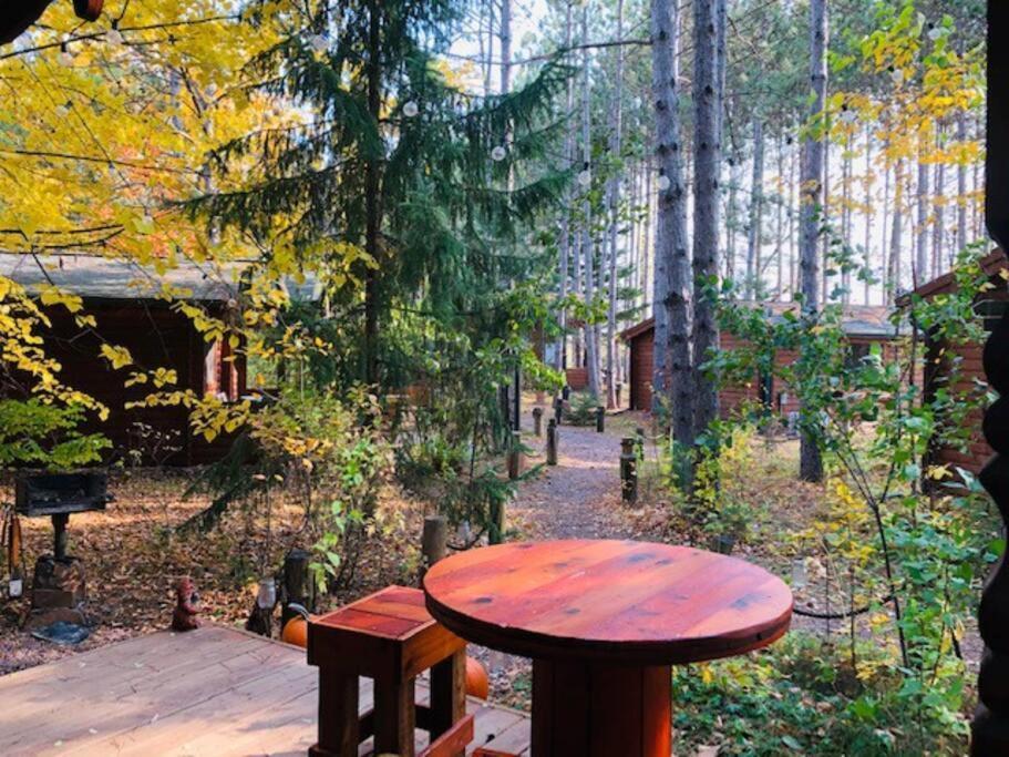 Fancy Fireflies Cabin Hayward Exterior foto